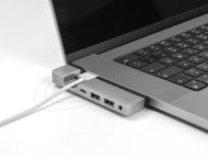 Докинг станция Delock for MacBook Pro / MacBook Air Thunderbolt™ 4, 5K Резолюция / 100 W PD / 10 Gbps Hub / LAN / Audio